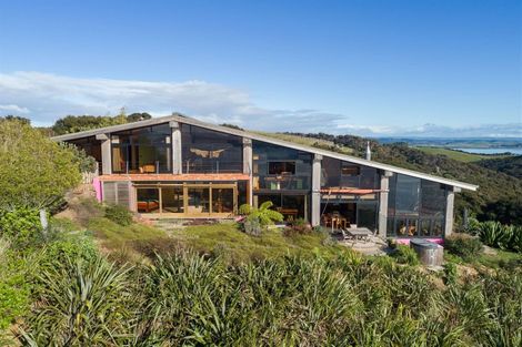 Photo of property in 92 Pukematu Lane, Russell, 0202