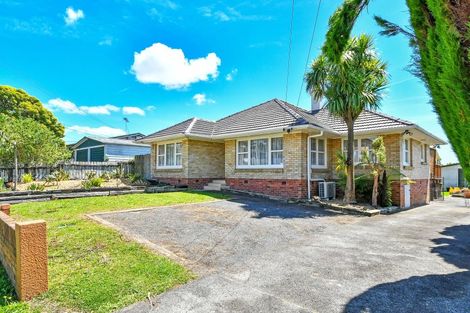 Photo of property in 8 Rembrandt Place, Opaheke, Papakura, 2113