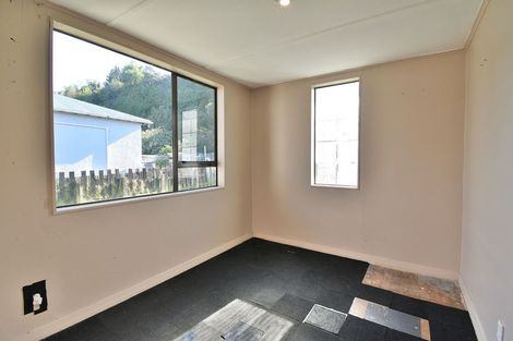 Photo of property in 96 South Road, The Glen, Dunedin, 9011