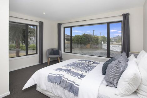 Photo of property in 10 Epping Place, Burnside, Christchurch, 8053