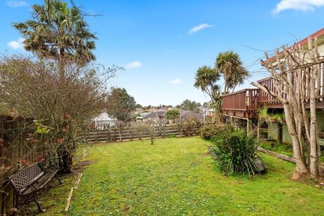 Photo of property in 69 Puriri Road, Pukekohe, 2120