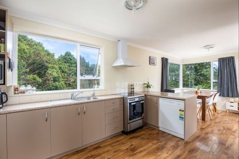Photo of property in 136a Seaview Road, Westown, New Plymouth, 4310
