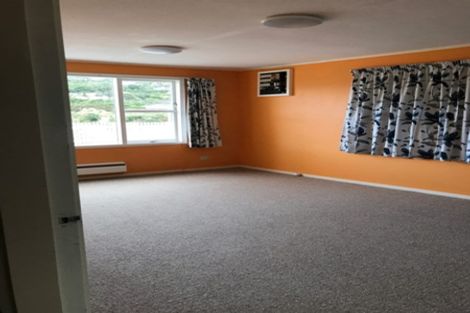 Photo of property in 101 Churchill Drive, Crofton Downs, Wellington, 6035