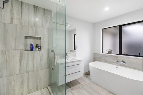 Photo of property in 6 Solitary Lane, Rolleston, 7615