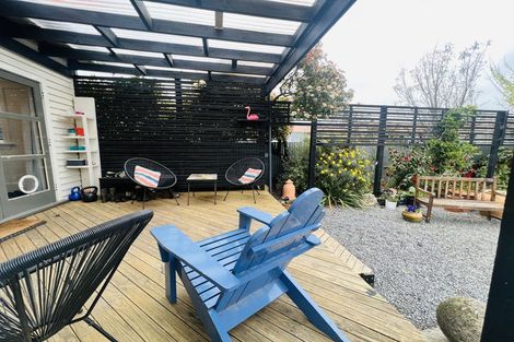 Photo of property in 100 Edward Avenue, Edgeware, Christchurch, 8013