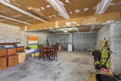 Photo of property in 14a Ambury Place, Merrilands, New Plymouth, 4312