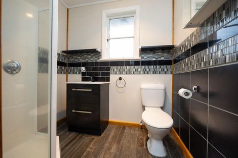 Photo of property in 4 Upham Terrace, Roslyn, Palmerston North, 4414