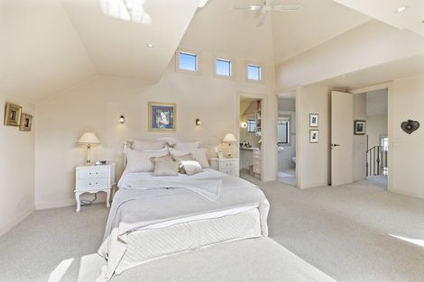 Photo of property in 6a Cecil Road, Milford, Auckland, 0620