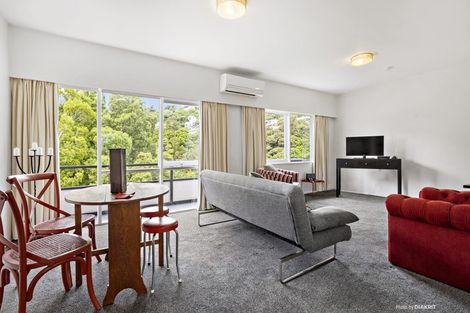 Photo of property in 97b Warwick Street, Wilton, Wellington, 6012