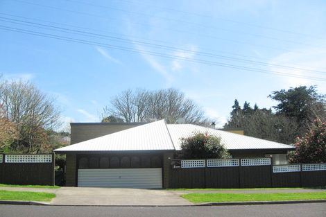 Photo of property in 3 Beaumont Crescent, Frankleigh Park, New Plymouth, 4310