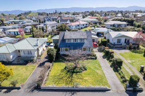 Photo of property in 34 Queen Street, Dannevirke, 4930