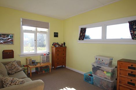 Photo of property in 5 Peaks Road, Windsor, Oamaru, 9491