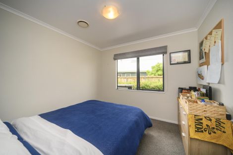 Photo of property in 3 Abby Road, Fitzherbert, Palmerston North, 4410