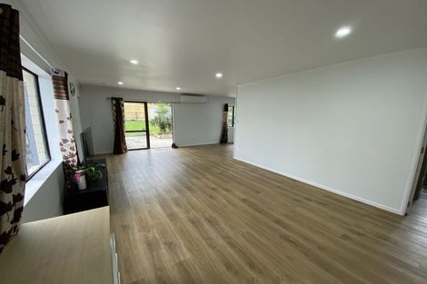 Photo of property in 11a Hill Road, Papatoetoe, Auckland, 2025