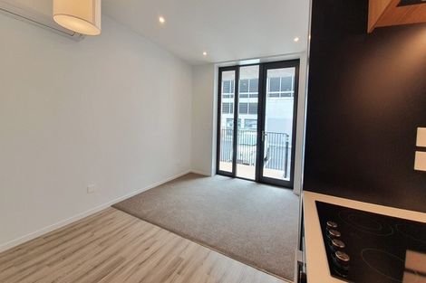 Photo of property in 3a Luxton Place, Mount Pleasant, Christchurch, 8081