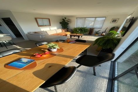 Photo of property in 2 Tiria Drive, Papamoa Beach, Papamoa, 3118