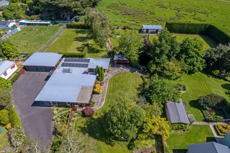 Photo of property in 15 Milne Street, Marton, 4710