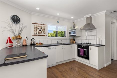 Photo of property in 90a School Road, Paihia, 0200