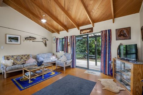 Photo of property in 13 Te Waaka Terrace, Kuratau, Turangi, 3381