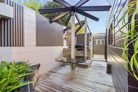 Photo of property in 1/38 Himalaya Drive, Half Moon Bay, Auckland, 2012