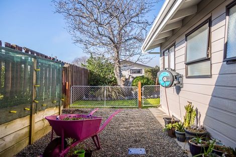 Photo of property in 5b Clifton Avenue, Carterton, 5713