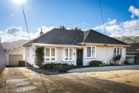 Photo of property in 14 Fraser Street, Wainuiomata, Lower Hutt, 5014