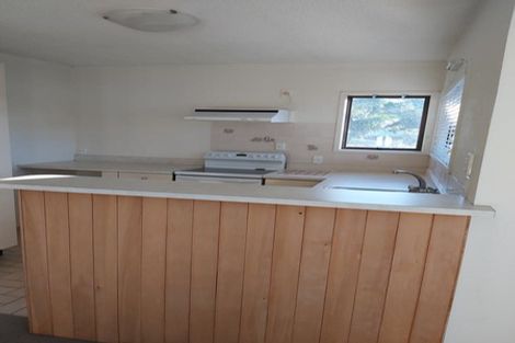 Photo of property in 2/708 Beach Road, Browns Bay, Auckland, 0630