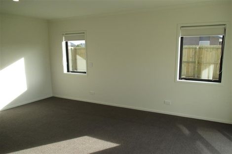 Photo of property in 50 Lewis Crescent, Rolleston, 7614