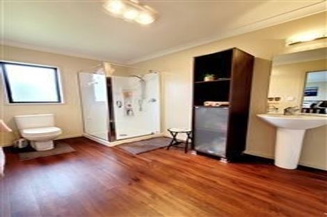 Photo of property in 3 Comber Place, Johnsonville, Wellington, 6037