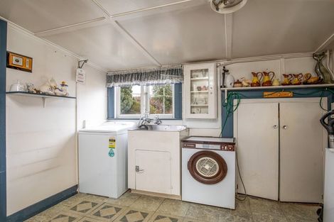 Photo of property in 87 Cheviot Street, Roxburgh, 9500