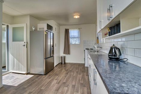 Photo of property in 6 Raleigh Street, Flaxmere, Hastings, 4120