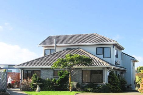 Photo of property in 9 Westridge, Camborne, Porirua, 5026