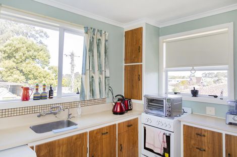 Photo of property in 19 Stuart Street, Holmes Hill, Oamaru, 9401