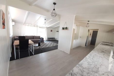 Photo of property in 60 Norana Road, Timberlea, Upper Hutt, 5018