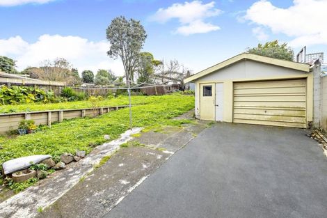 Photo of property in 27 Coppins Road, Mount Wellington, Auckland, 1062