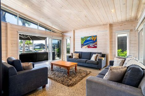 Photo of property in 527 Waterways Parade, Pauanui, Hikuai, 3579