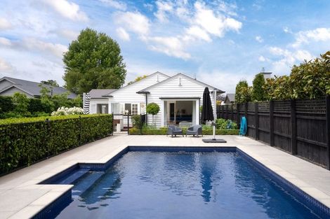 Photo of property in 33 Clifford Avenue, Merivale, Christchurch, 8014