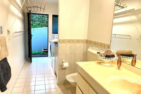 Photo of property in 16 Ander Place, Takapuna, Auckland, 0622