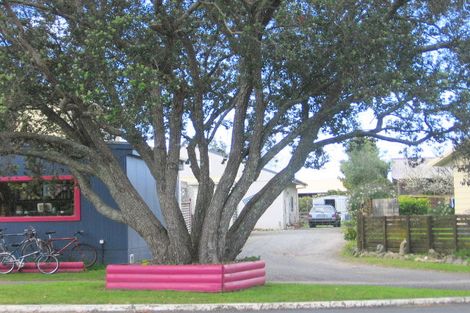 Photo of property in 114b Port Road, Whangamata, 3620