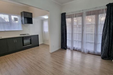 Photo of property in 1/945 High Street, Avalon, Lower Hutt, 5011