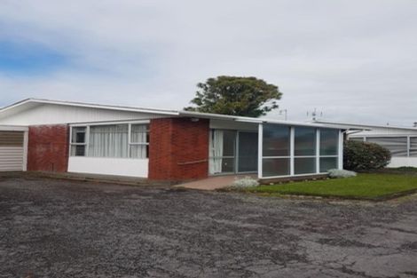 Photo of property in 2/214 Coronation Avenue, Welbourn, New Plymouth, 4310