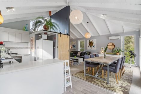 Photo of property in 1/39 Saffron Street, Birkdale, Auckland, 0626