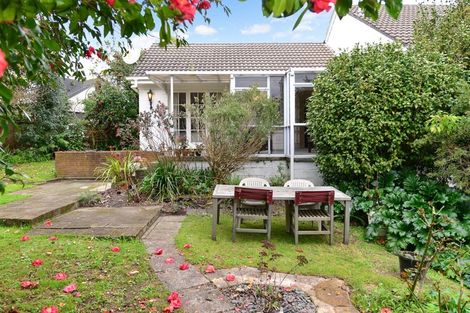 Photo of property in 2a Tamihana Avenue, Fairfield, Hamilton, 3214
