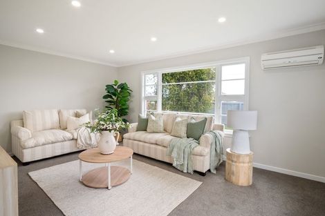 Photo of property in 43 Vivian Street, Burwood, Christchurch, 8083