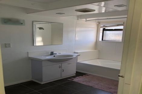 Photo of property in 125a Dickson Road, Papamoa Beach, Papamoa, 3118