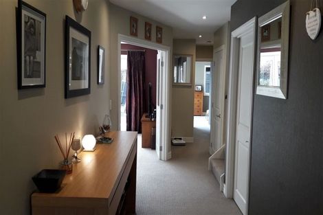 Photo of property in 123 Holly Road, St Albans, Christchurch, 8014