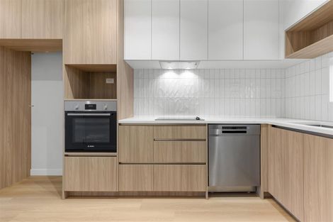 Photo of property in 25 Kuaha Road, Massey, Auckland, 0614