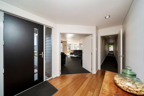 Photo of property in 7 Reremoana Close, Hawera, 4610