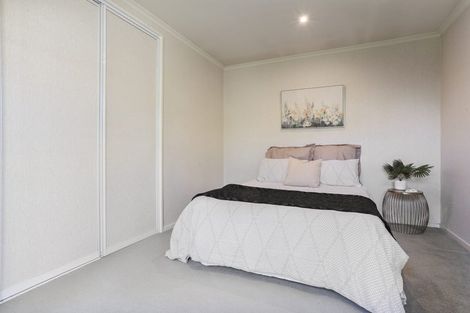Photo of property in 4 Wardour Mews, Avonhead, Christchurch, 8042
