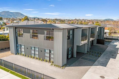 Photo of property in 43 Rifle Range Road, Taupo, 3330